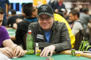 【EV扑克】06年WSOP主赛冠军做出史上罕见弃牌?其实也没那么少有…【EV棋牌】-EV棋牌